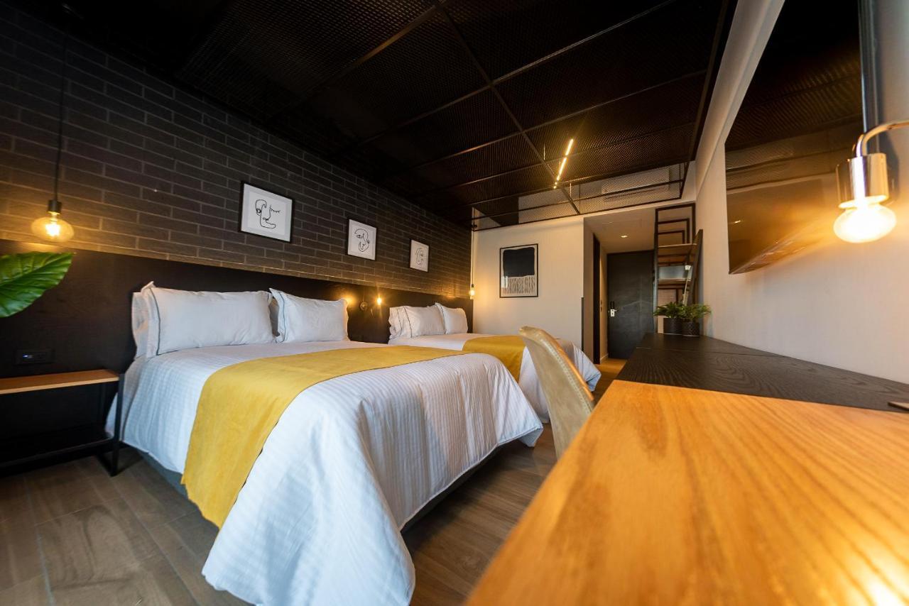 Fulton Business Luxury Hotel Guadalajara Esterno foto